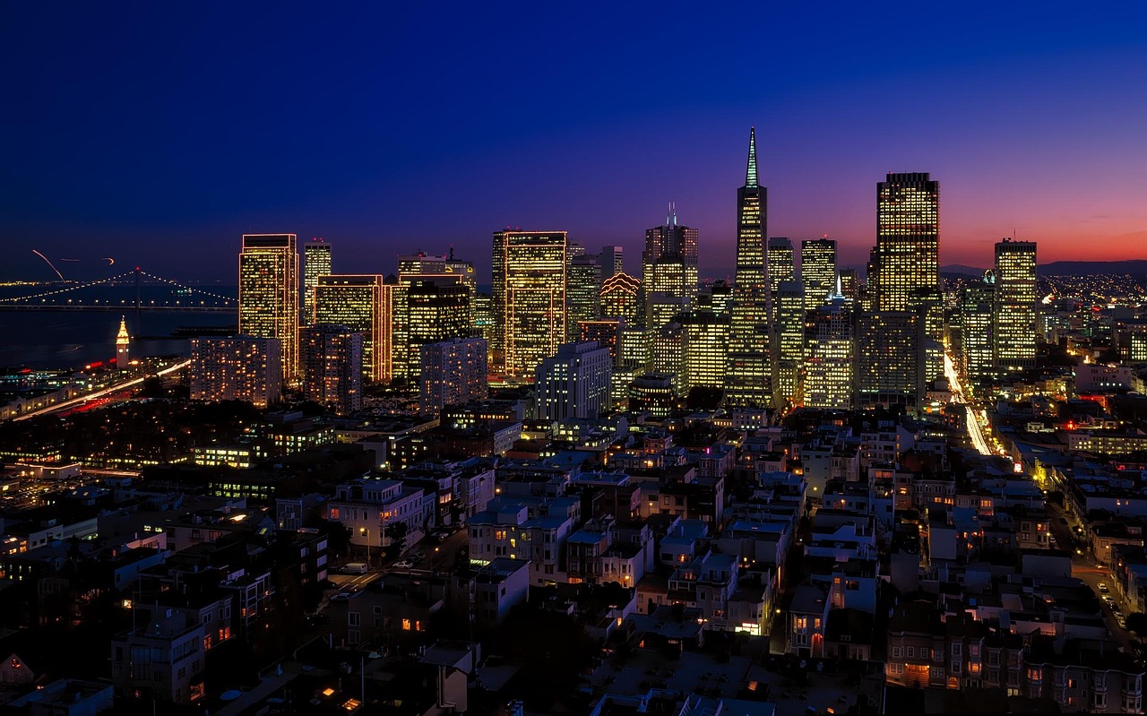Downtown San Francisco street and buildings in San Francisco